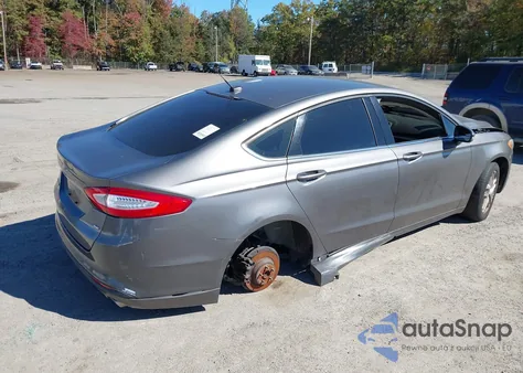 2013 Ford Fusion Se z USA, uszkodzony, nr VIN 3FA6P0H75DR311314